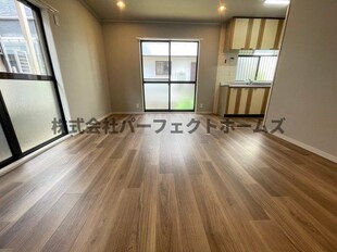 東中振１丁目戸建　賃貸の物件内観写真